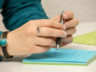 Write a poem using only short lines
