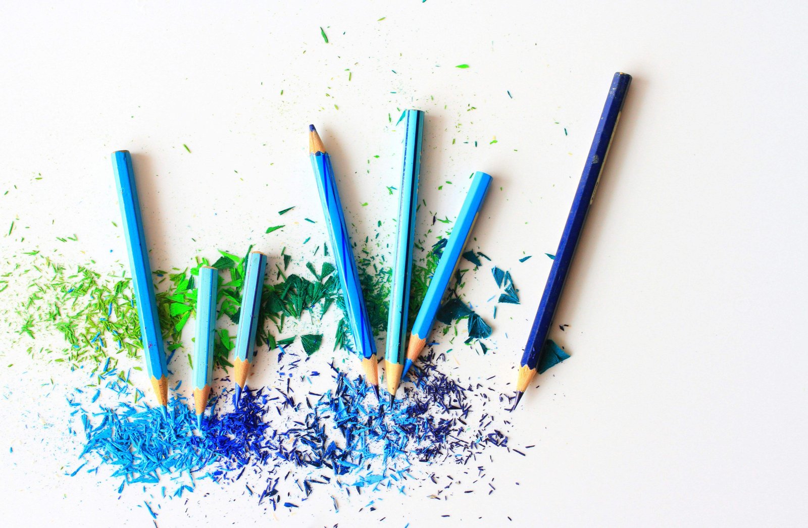 Using Video and Animation to Explore Digital Art Concepts
